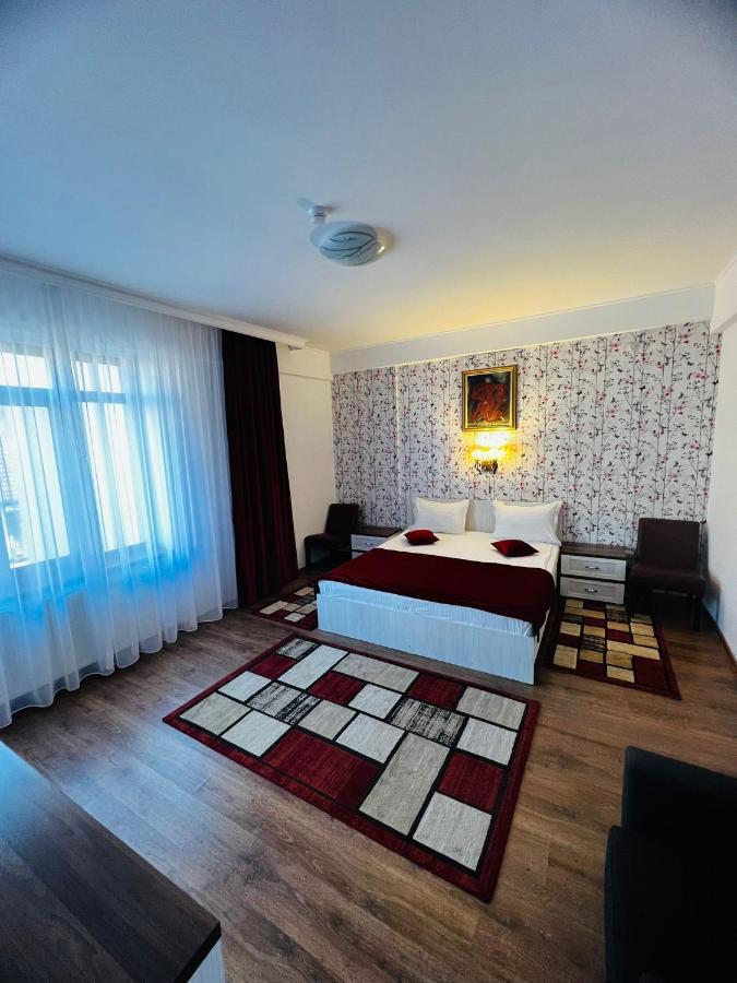 Hotel Suprem Baile Olanesti Ngoại thất bức ảnh