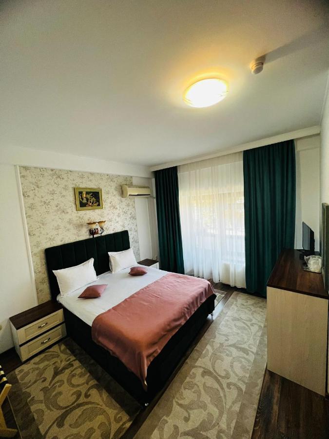 Hotel Suprem Baile Olanesti Ngoại thất bức ảnh