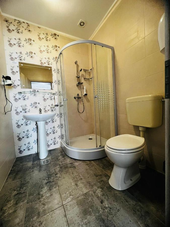Hotel Suprem Baile Olanesti Ngoại thất bức ảnh