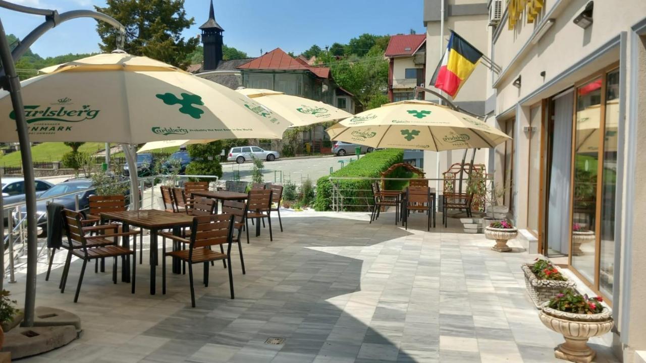 Hotel Suprem Baile Olanesti Ngoại thất bức ảnh